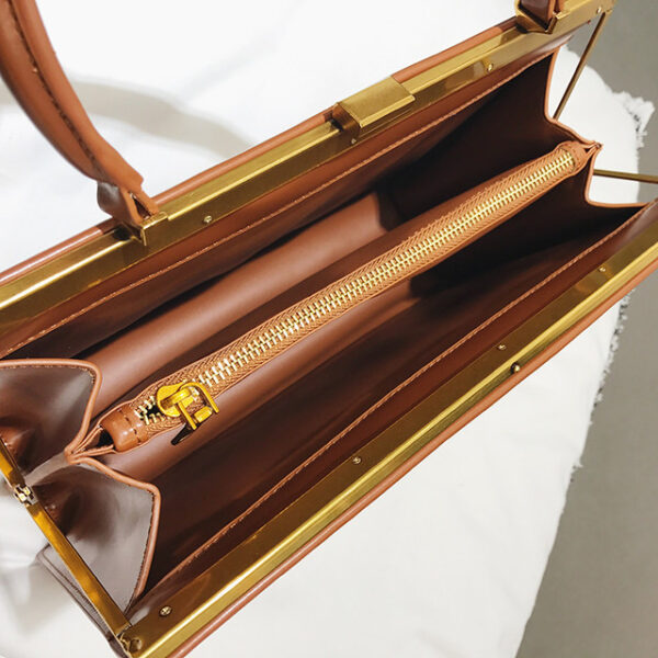 Vintage Clasp Women Handbags Medium Metal Frame Design High Quality Female Tote BagBlack