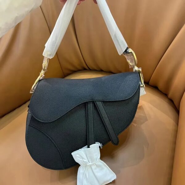 080-lux-women-shoulder-bag-1-600x600-1.jpg